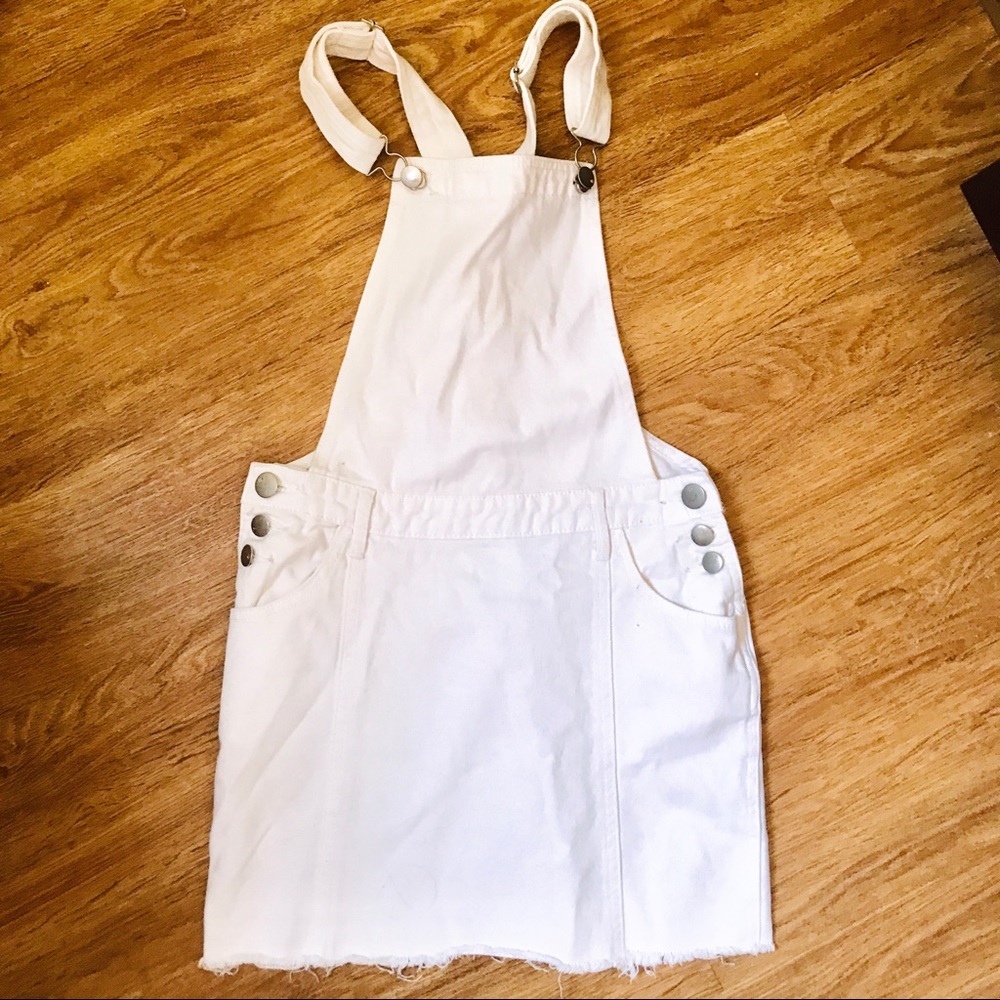 White Denim Overall Dress 🌻